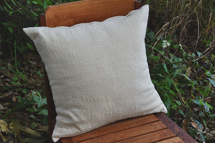 
                  
                    Load image into Gallery viewer, Coi 手紡ぎコットンのクッションカバー
                  
                